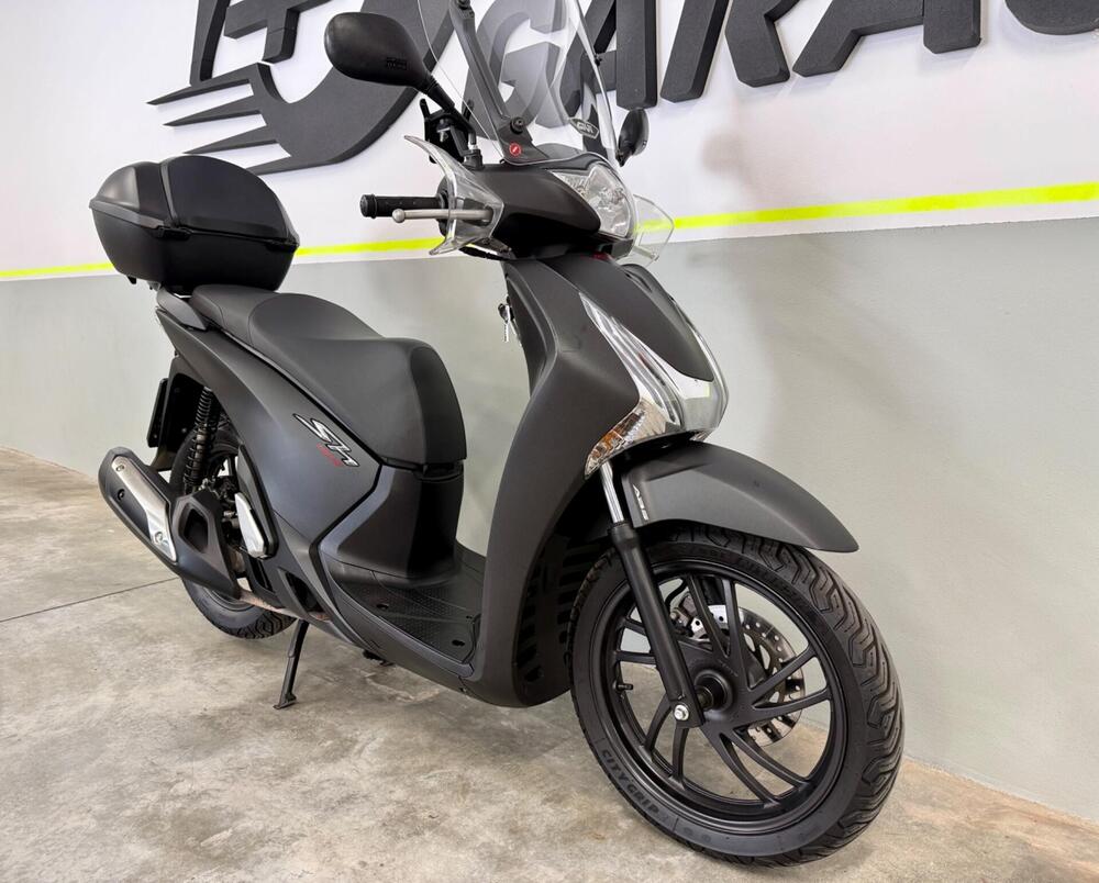 Honda SH 150i ABS (2013 - 16) (4)