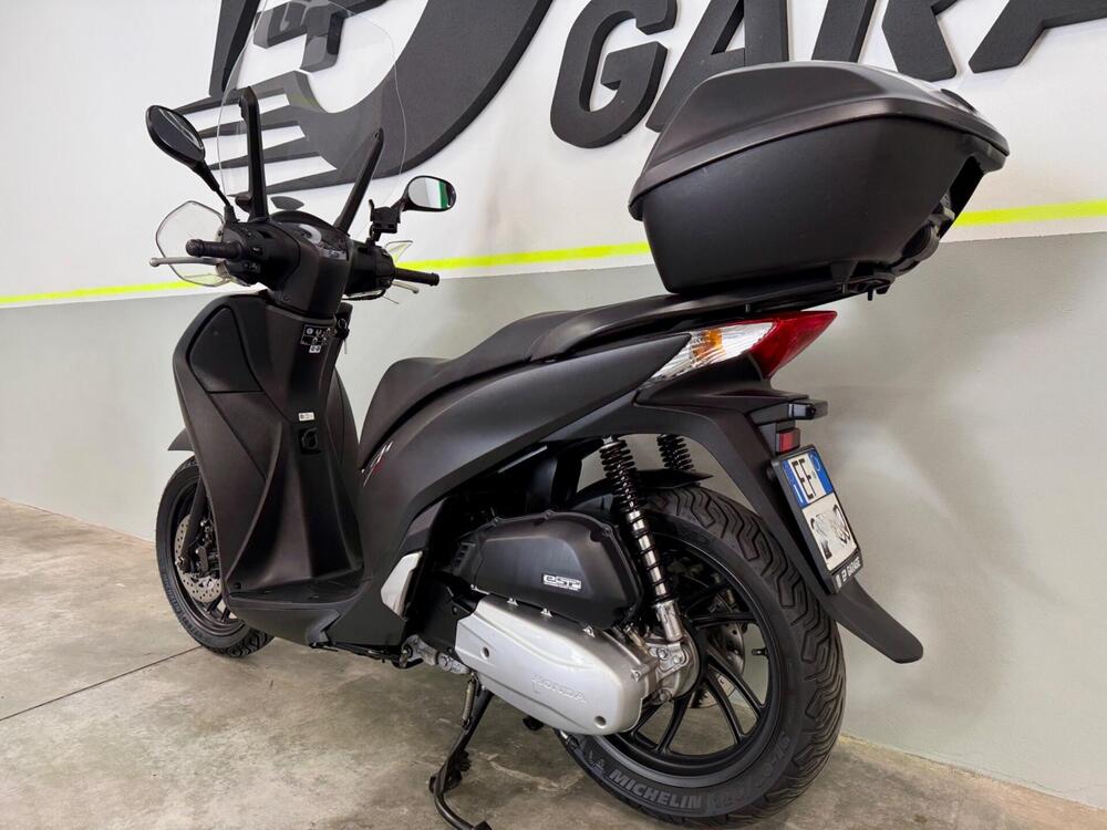 Honda SH 150i ABS (2013 - 16) (11)