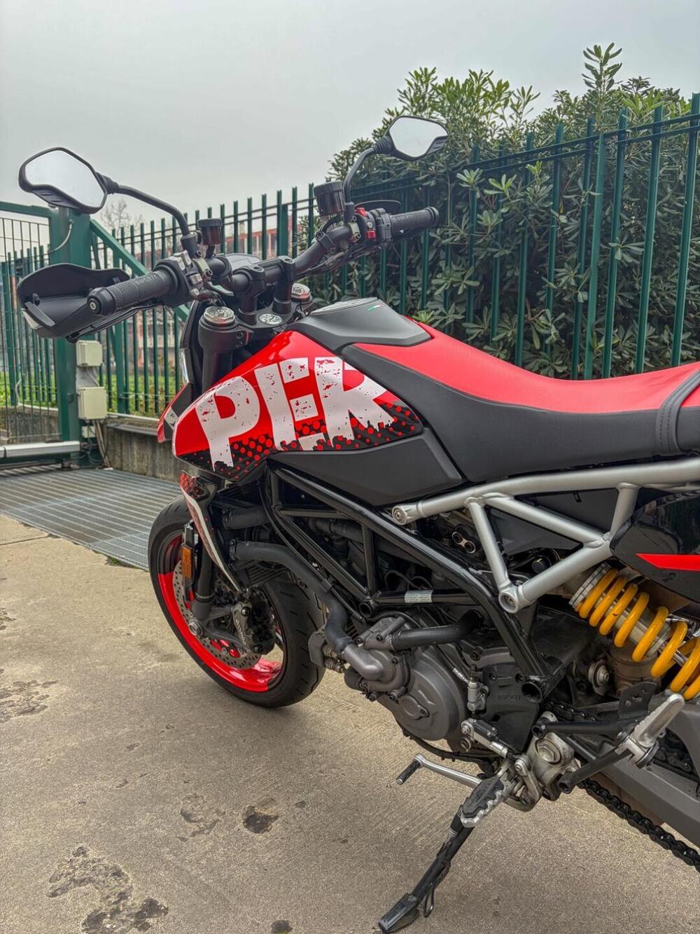 Ducati Hypermotard 950 RVE (2022 - 25) (4)