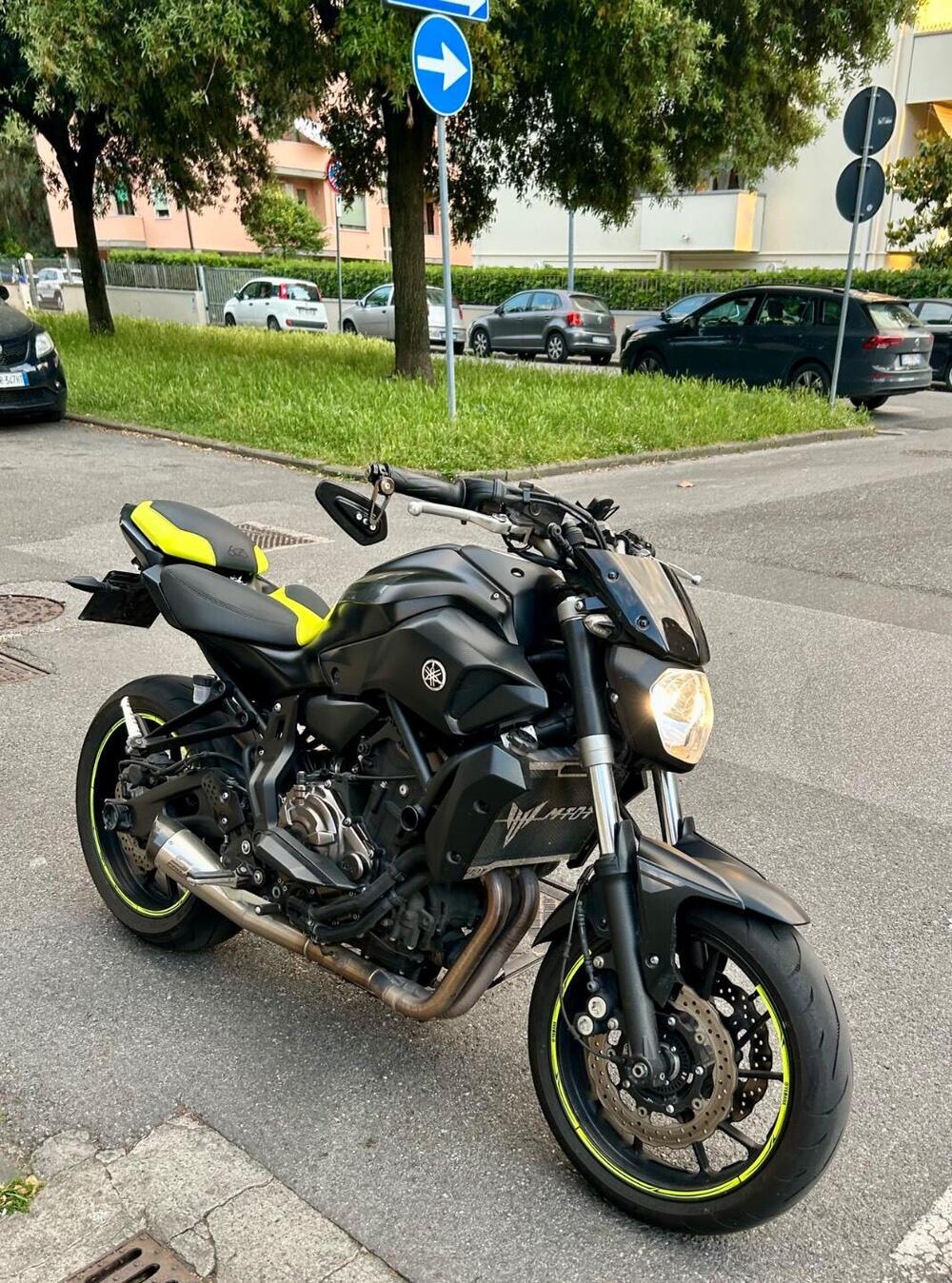 Yamaha MT-07 (2018 - 20) (3)