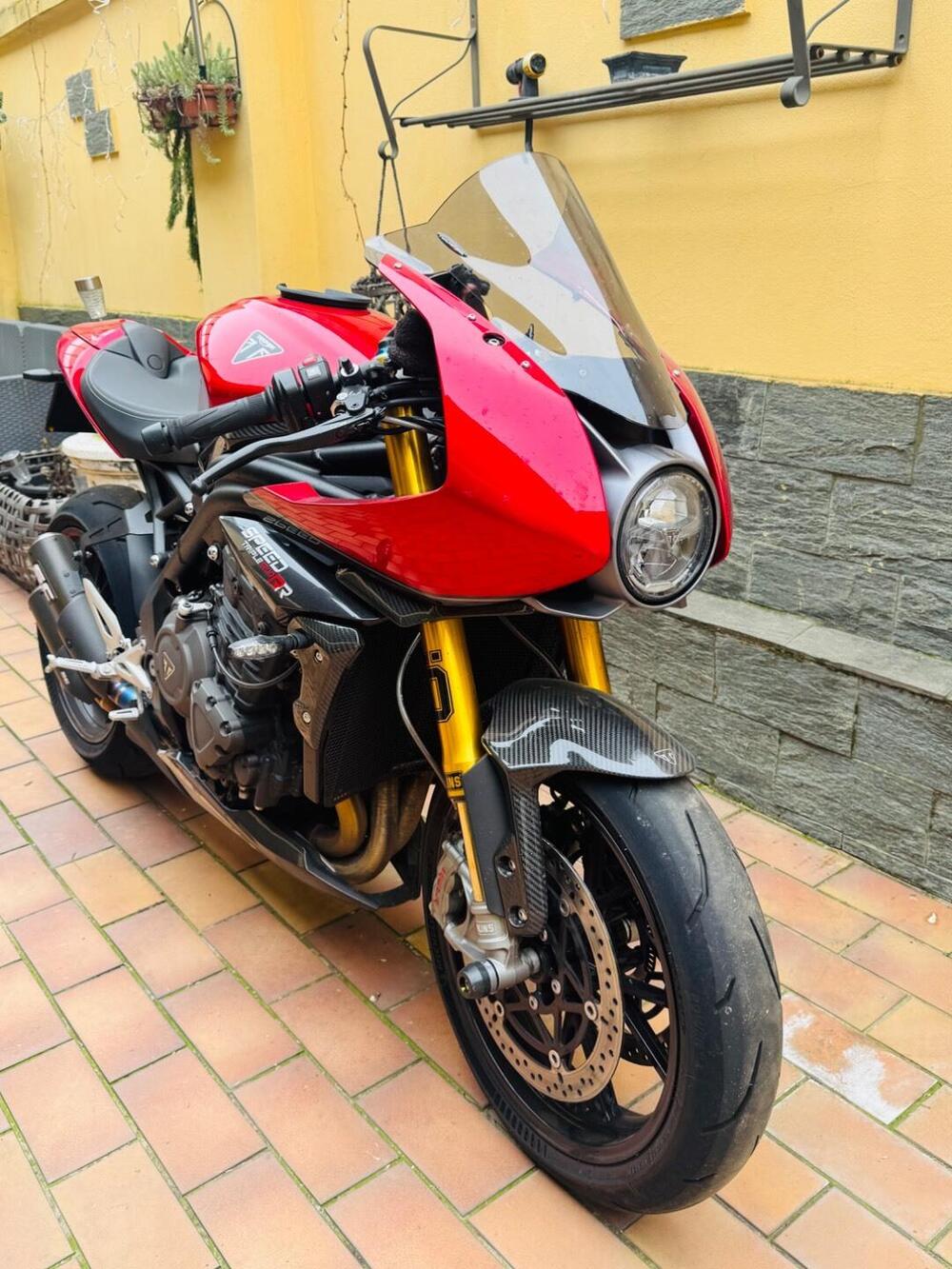 Triumph Speed Triple 1200 RR Bond Edition (2023) (2)