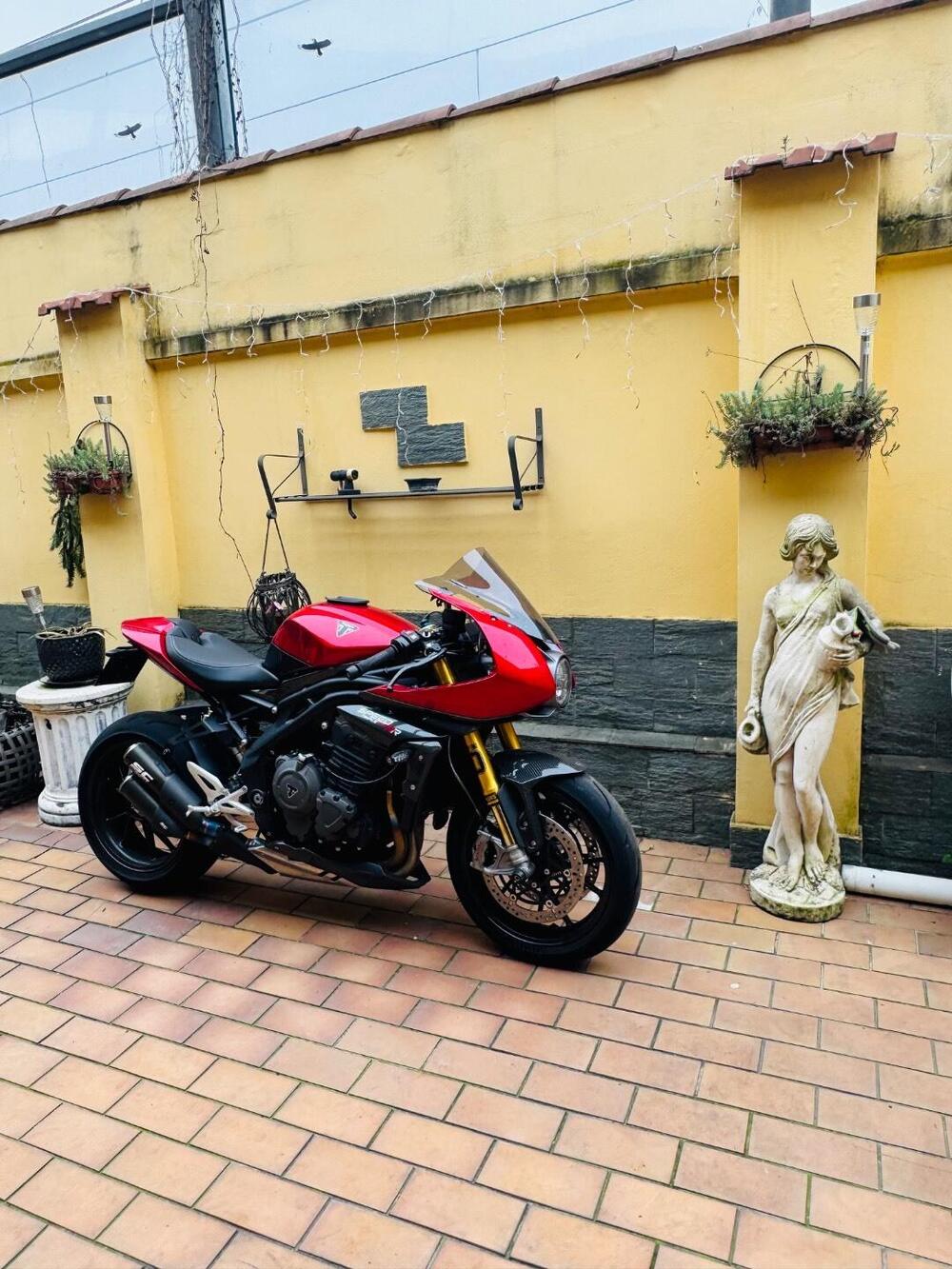 Triumph Speed Triple 1200 RR Bond Edition (2023) (3)