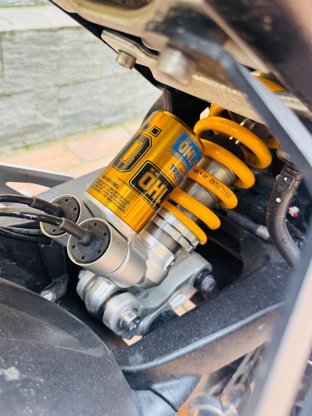 Triumph Speed Triple 1200 RR Bond Edition (2023) (6)