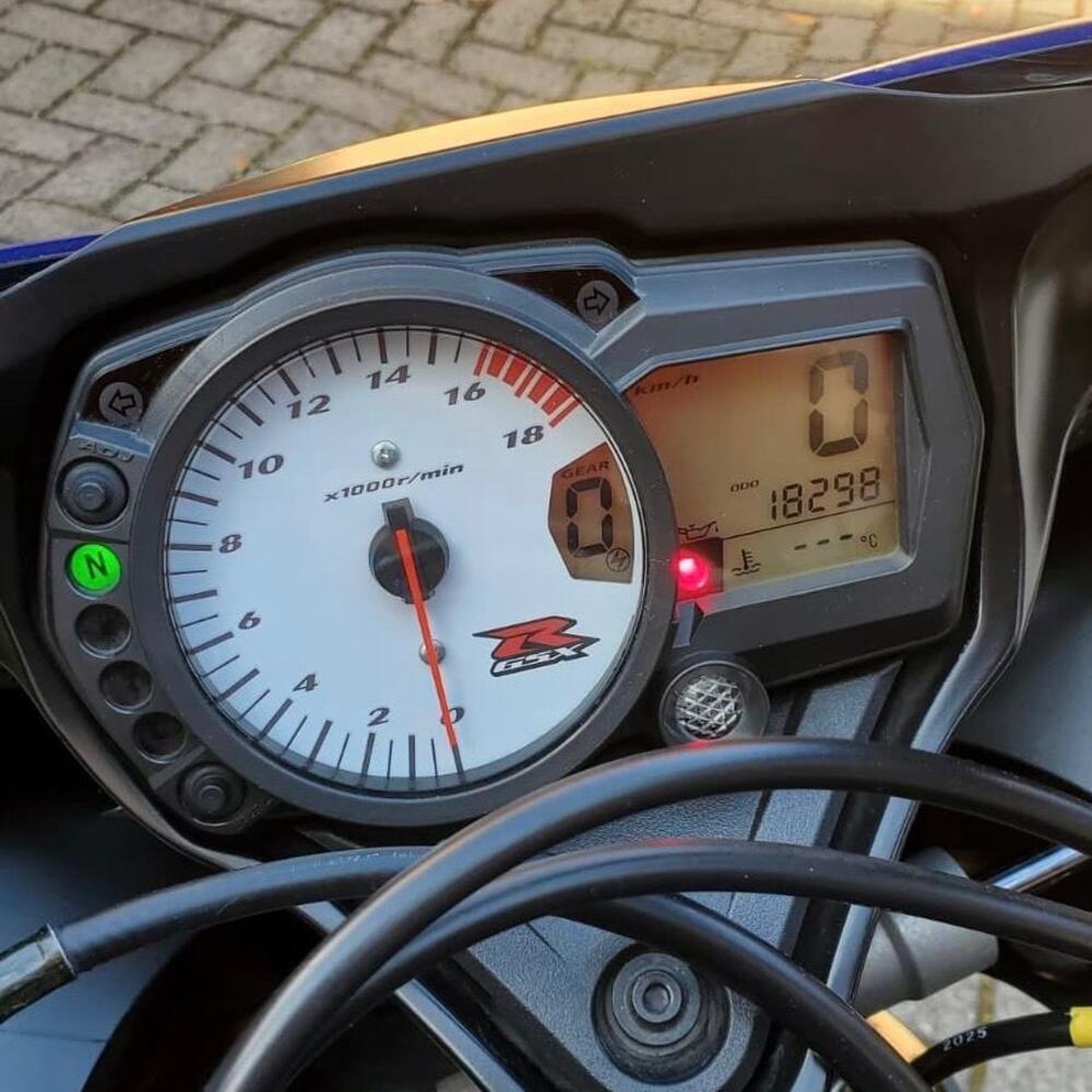 Suzuki GSX R 600 (2006 - 07) (6)