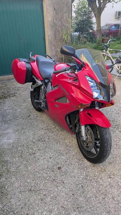 Honda VFR 800 (2002 - 05) usata