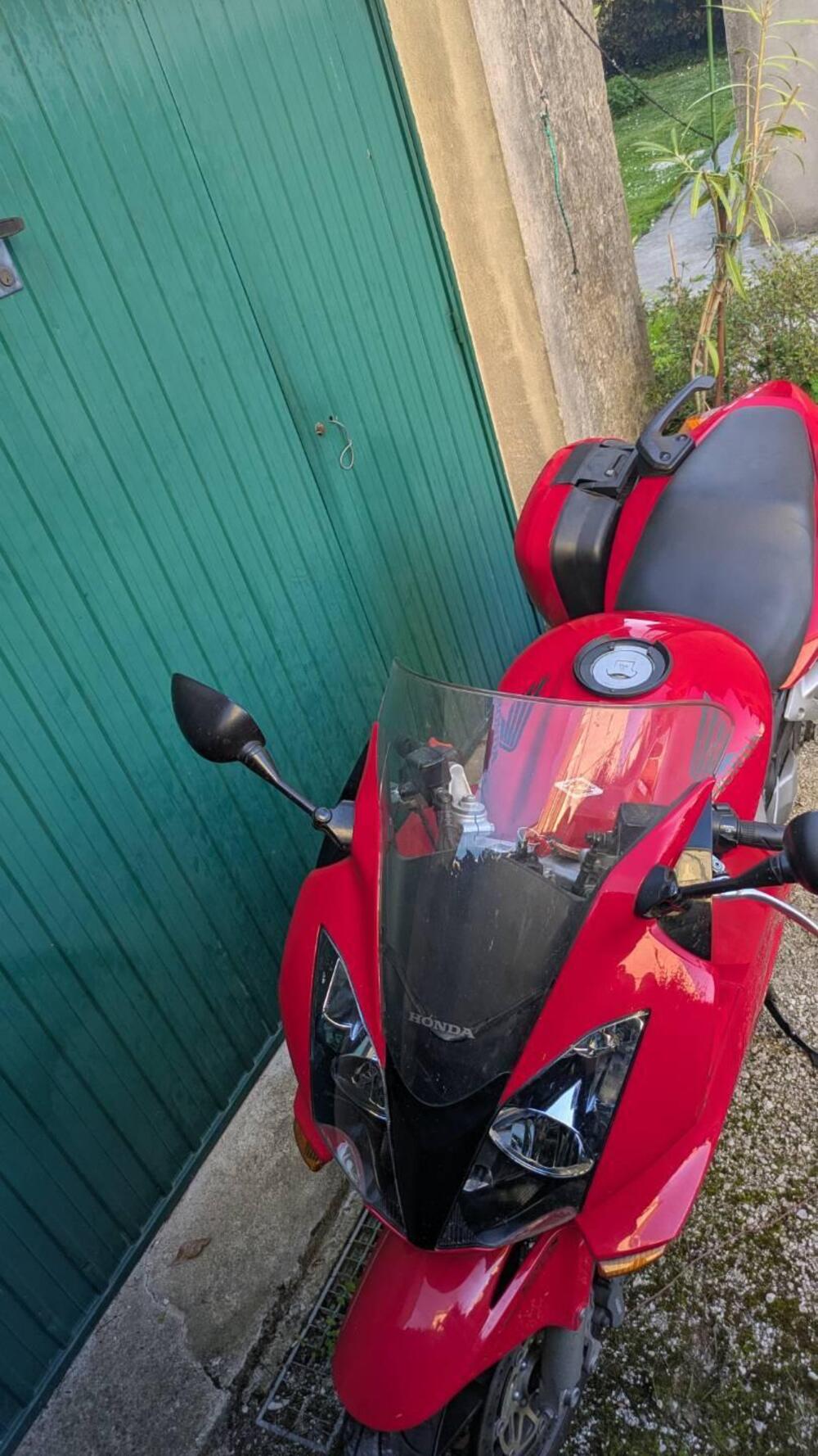 Honda VFR 800 (2002 - 05) (4)