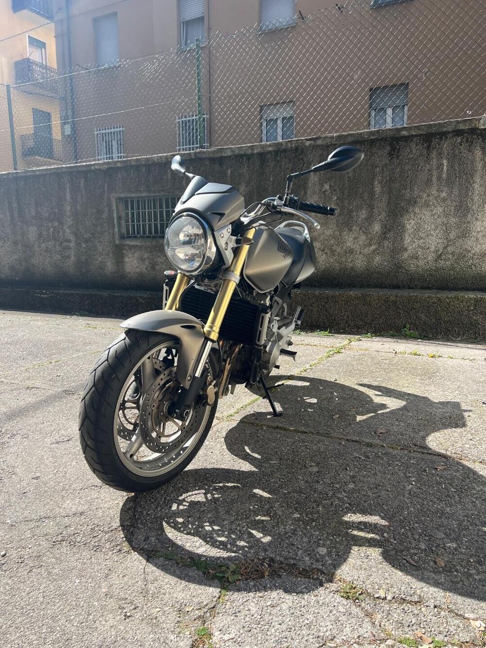 Honda Hornet 600 (2005 - 06) (2)