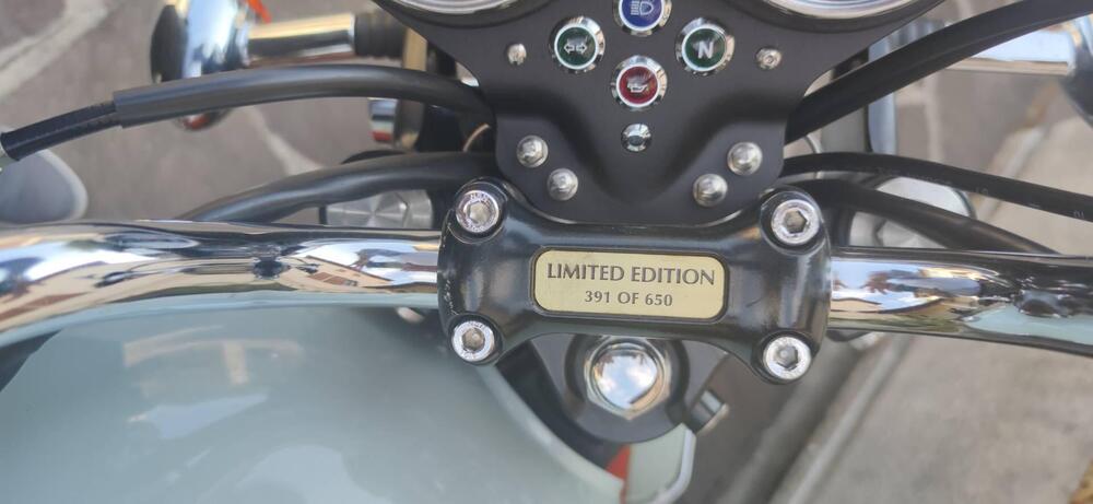 Triumph Bonneville T100 50th Anniversary (2009) (5)