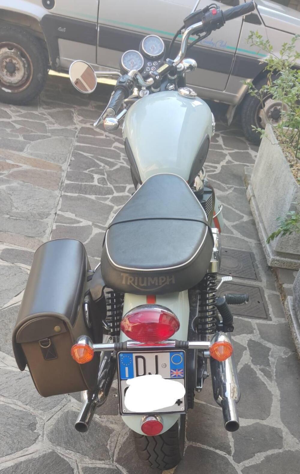 Triumph Bonneville T100 50th Anniversary (2009) (6)