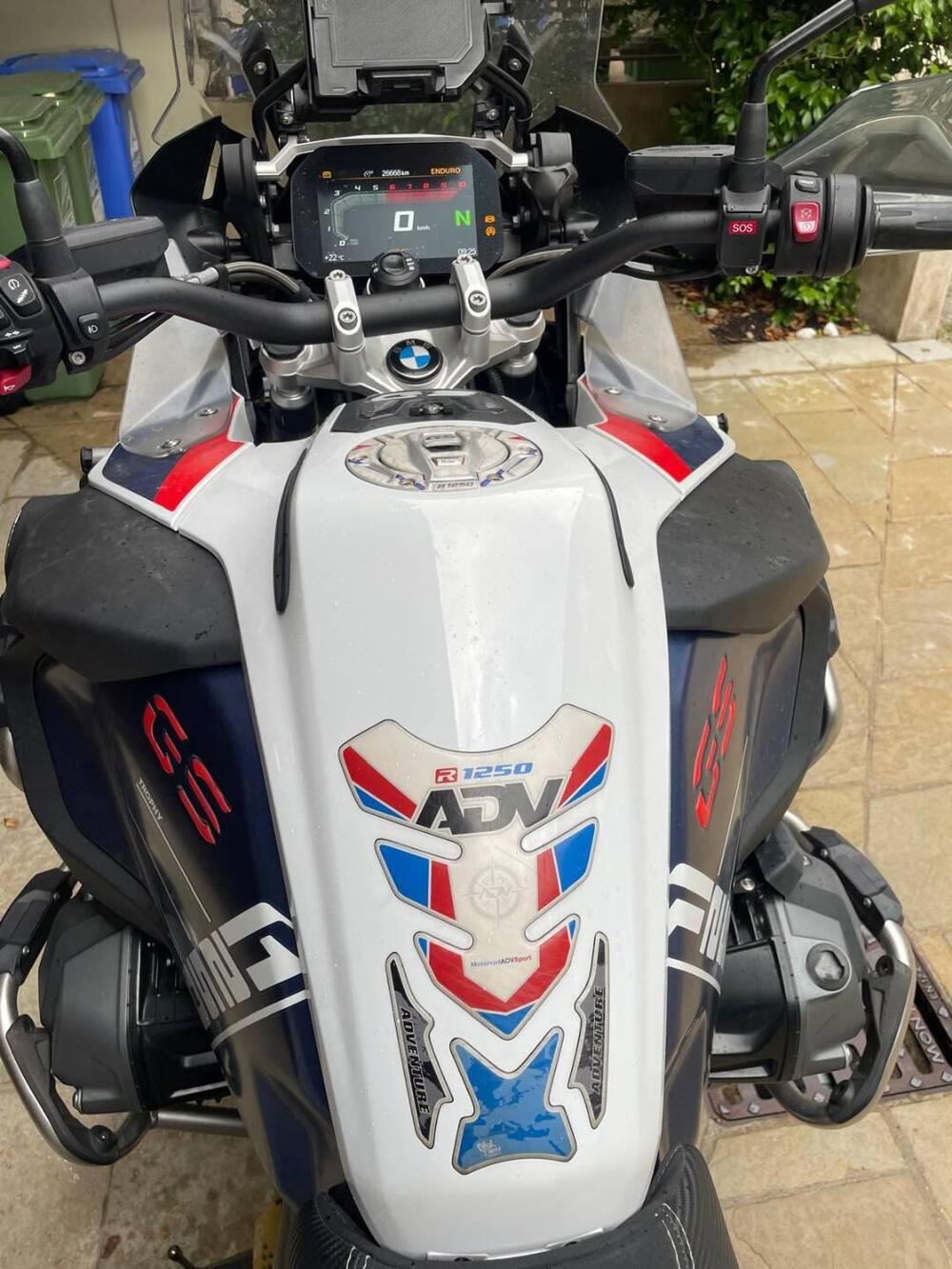 Bmw R 1250 GS Adventure - Edition 40 Years GS (2020 - 21) (4)