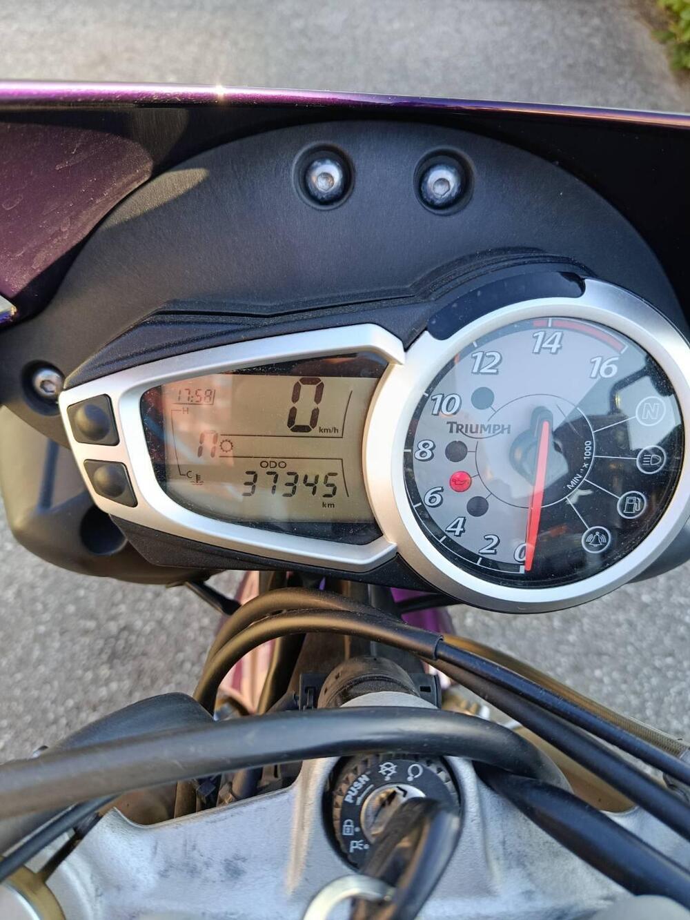 Triumph Street Triple (2007 - 12) (6)