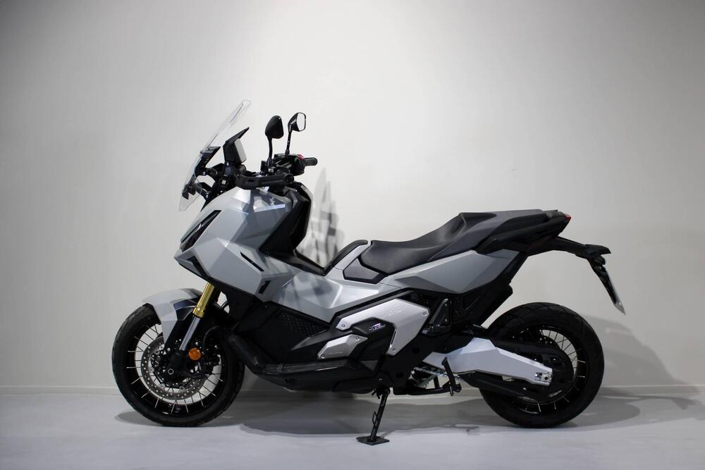 Honda X-ADV 750 (2025 - 26) (4)