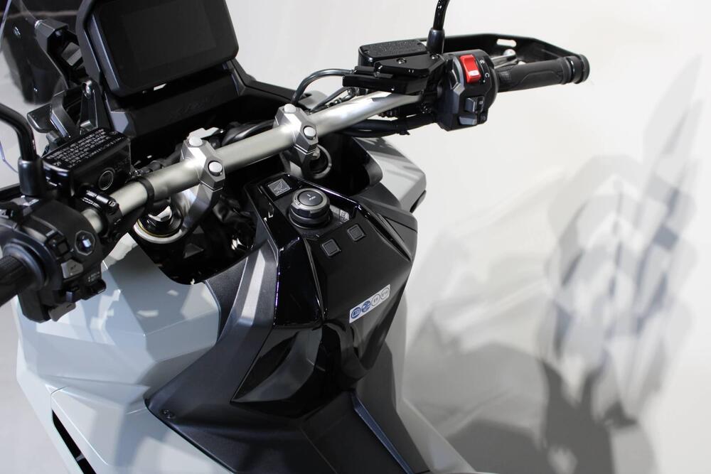 Honda X-ADV 750 (2025 - 26) (5)