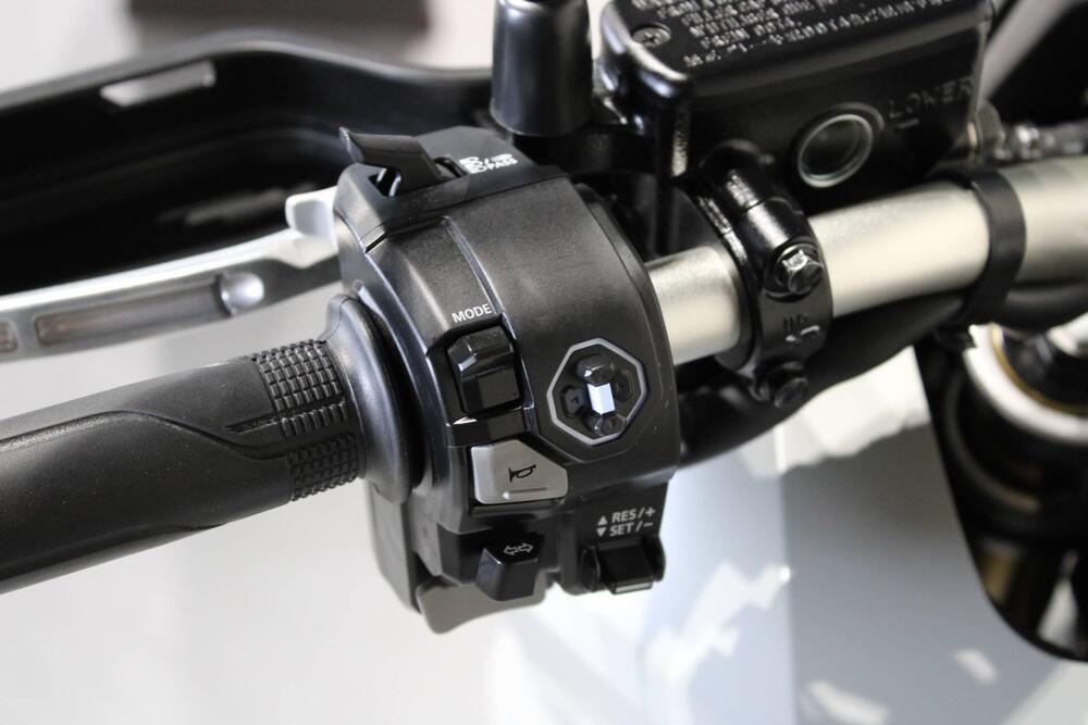 Honda X-ADV 750 (2025 - 26) (6)