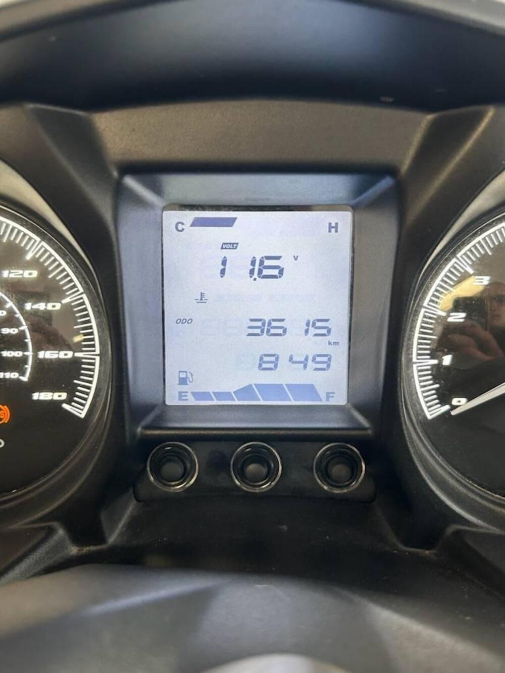 Kymco X-Town 300i (2021 - 24) (7)