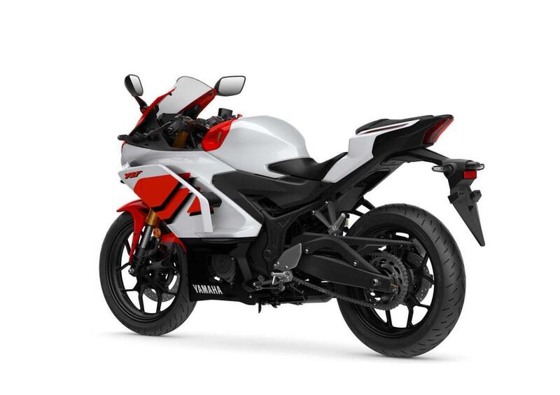 Yamaha YZF R3 YZF R3 70th (2026) (5)