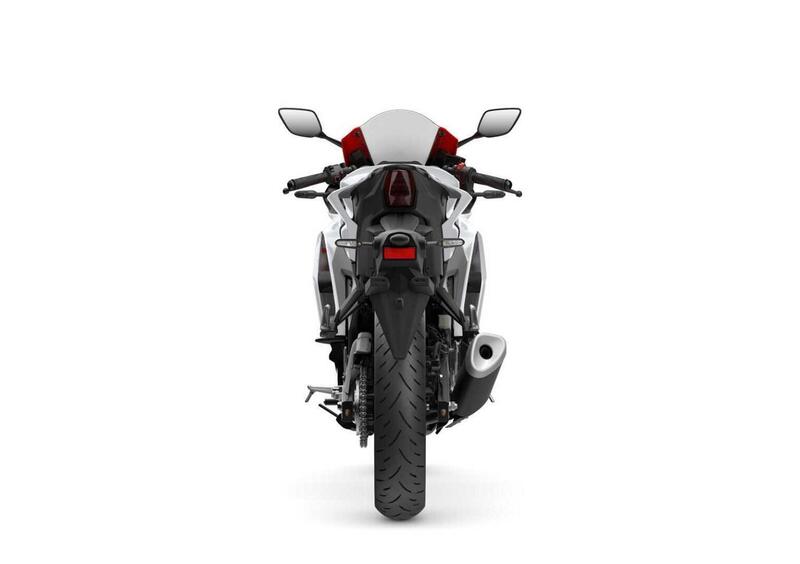 Yamaha YZF R3 YZF R3 70th (2026) (4)