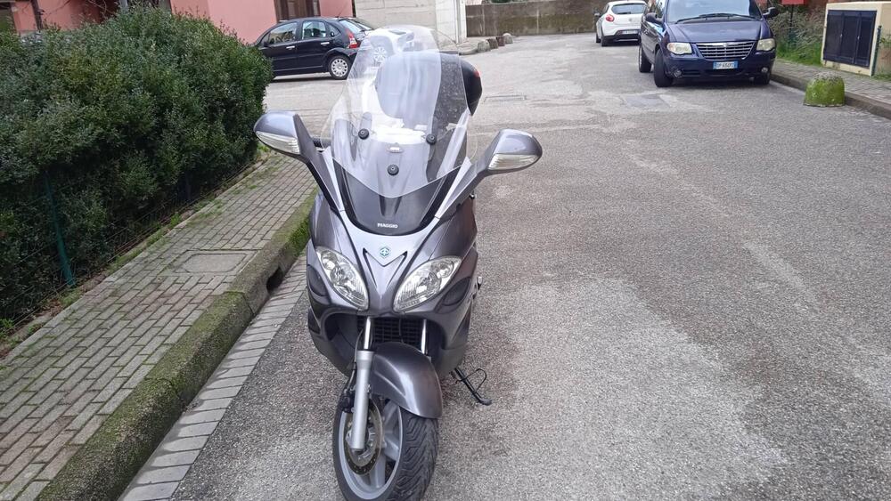 Piaggio X9 250 Evolution (3)
