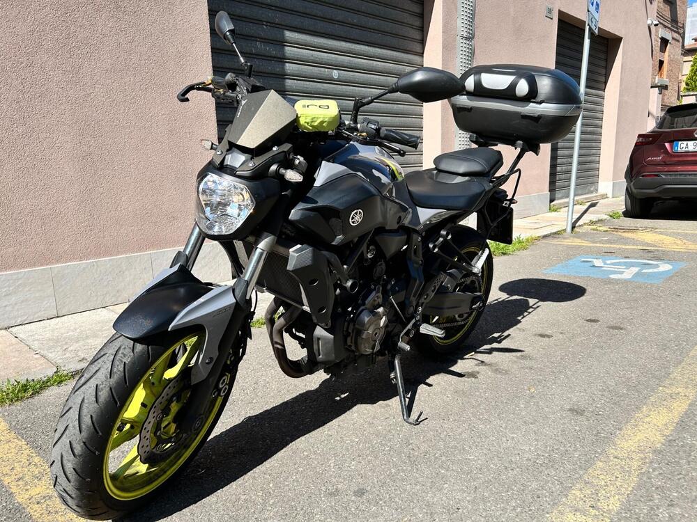Yamaha MT-07 ABS (2014 - 16) (2)