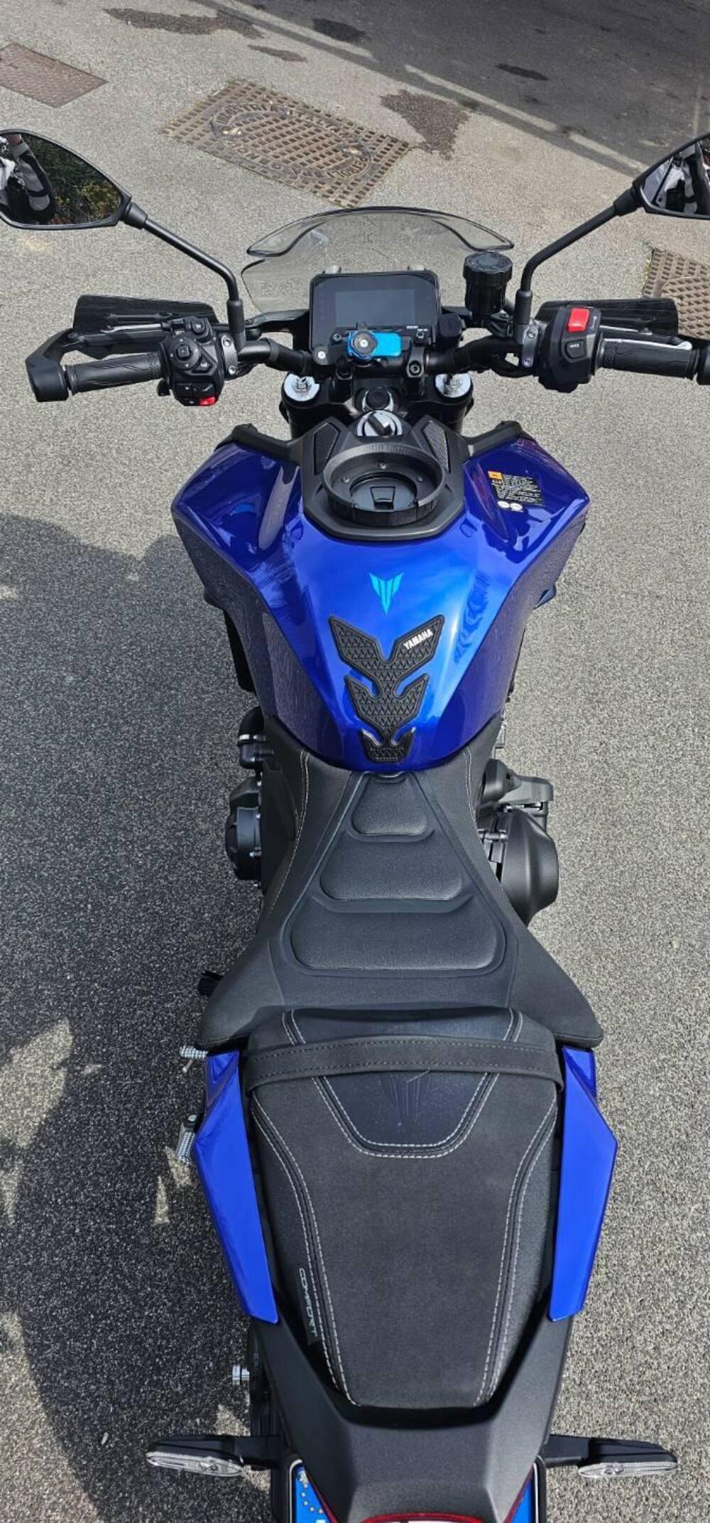 Yamaha MT-09 Y-AMT (2024 - 26) (4)