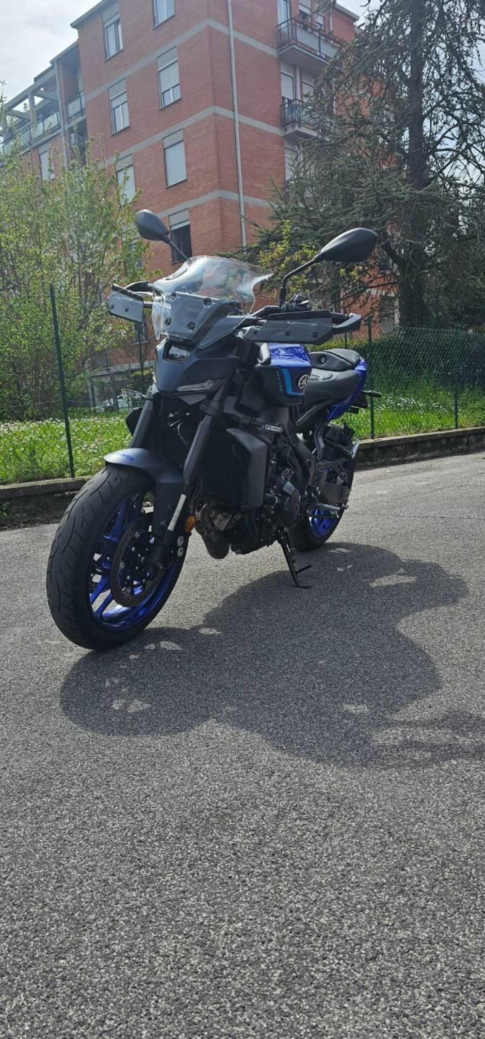 Yamaha MT-09 Y-AMT (2024 - 26) (8)