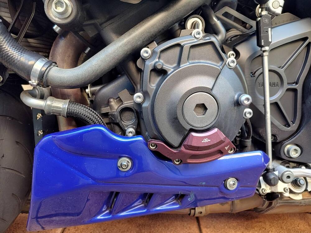 Yamaha MT-10 ABS (2016 - 17) (4)