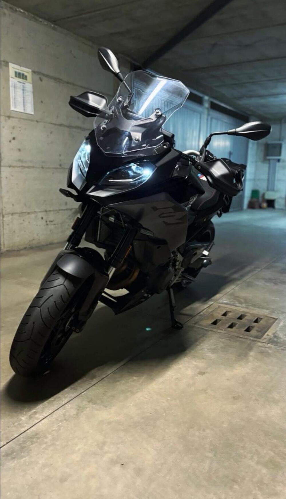 Bmw F 900 XR (2020 - 24)