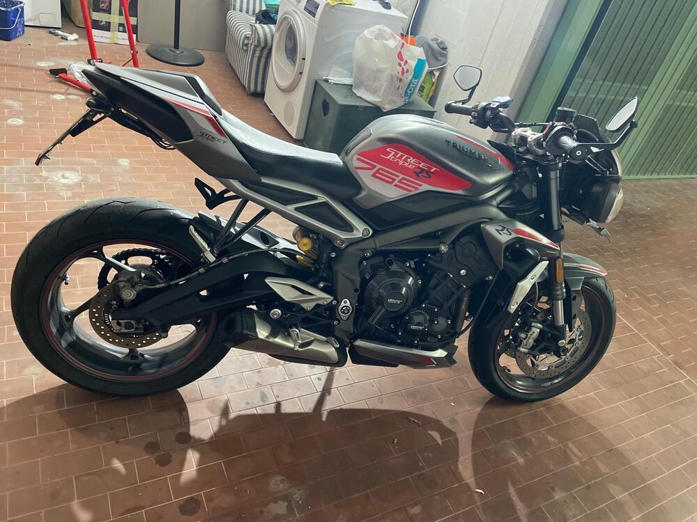 Triumph Street Triple RS (2020 - 22) (2)