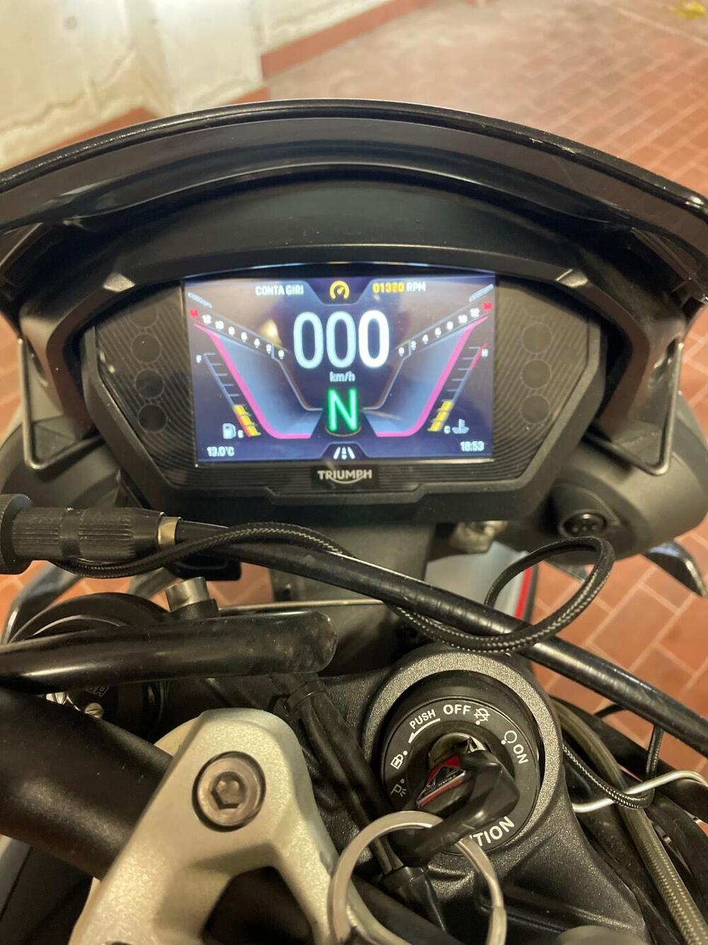 Triumph Street Triple RS (2020 - 22) (5)