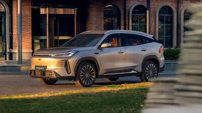 Geely Galaxy M7: al via i pre-ordini del nuovo SUV plug-in hybrid da 1.730 km di autonomia