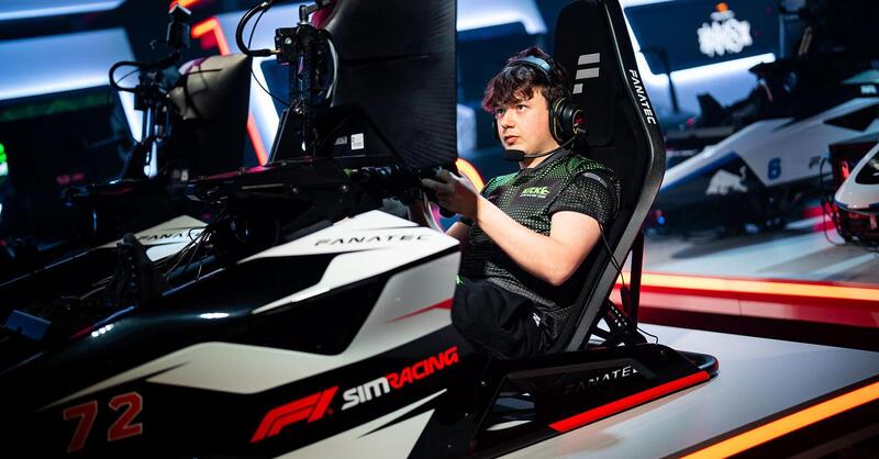 Fanatec e Formula 1 rinnovano la partnership globale: in arrivo nuova generazione di hardware ufficiale F1 per il sim racing