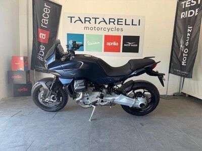 Moto Guzzi V100 Mandello (2025 - 26) nuova
