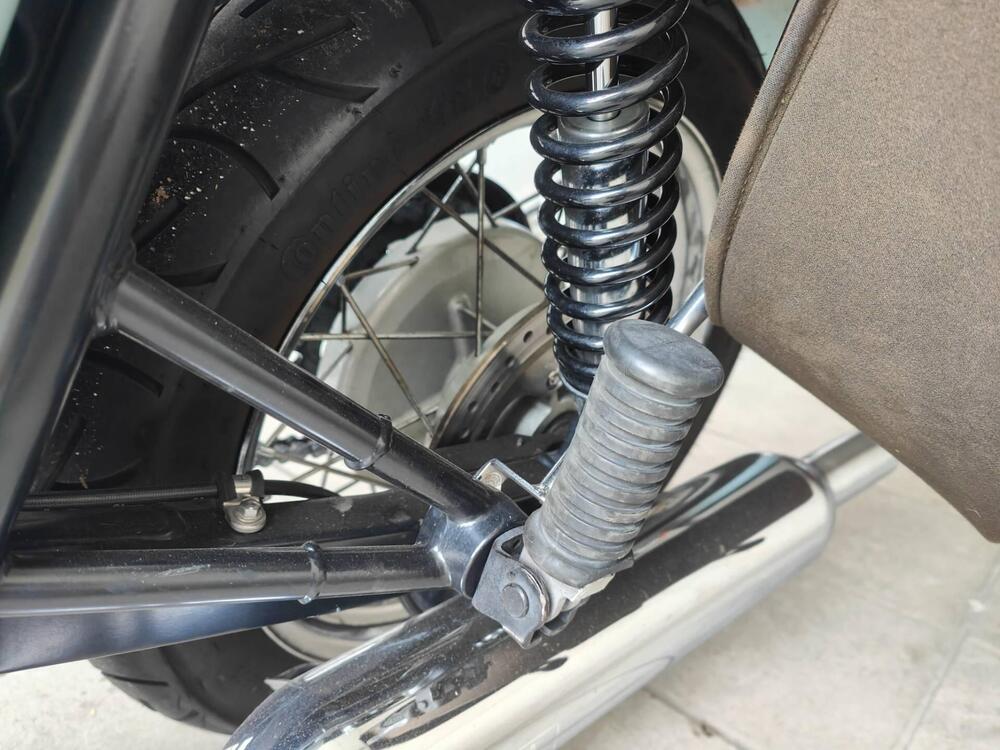 Triumph Bonneville T100 50th Anniversary (2009) (12)