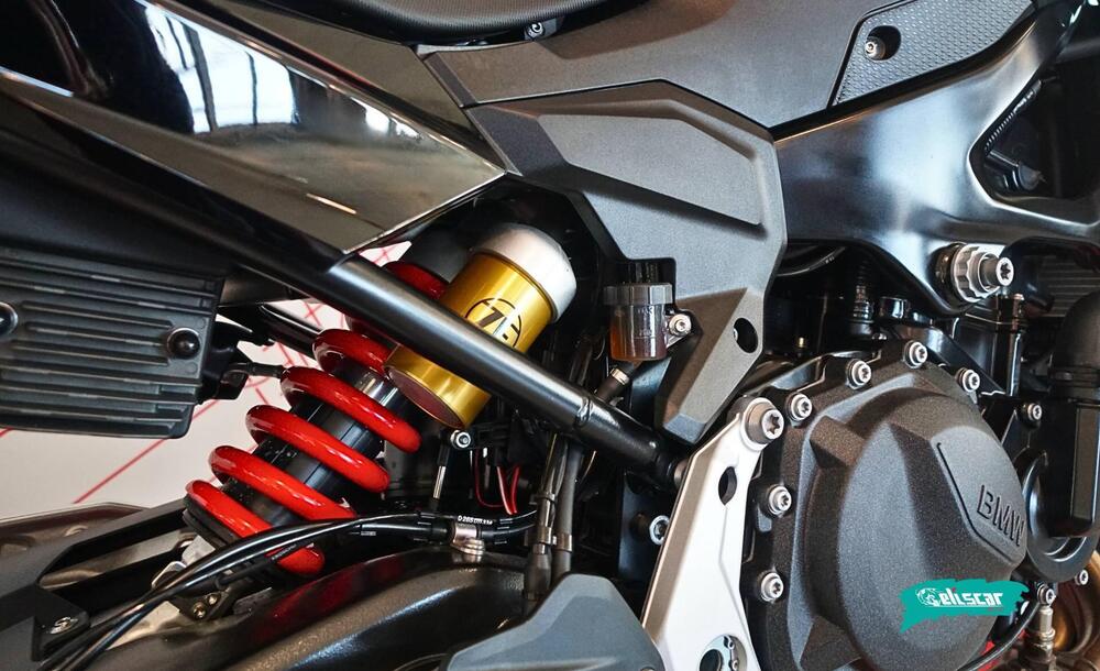 Bmw F 900 R (2025 - 26) (5)