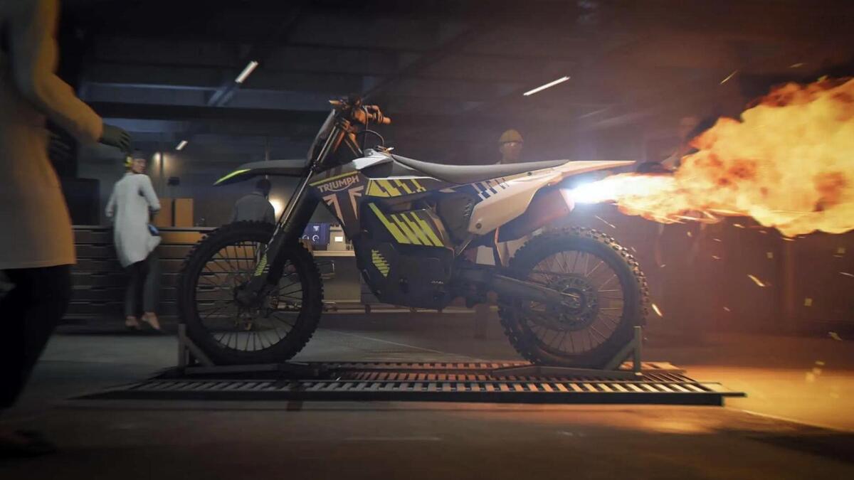 Triumph выходит в виртуальный мир 007