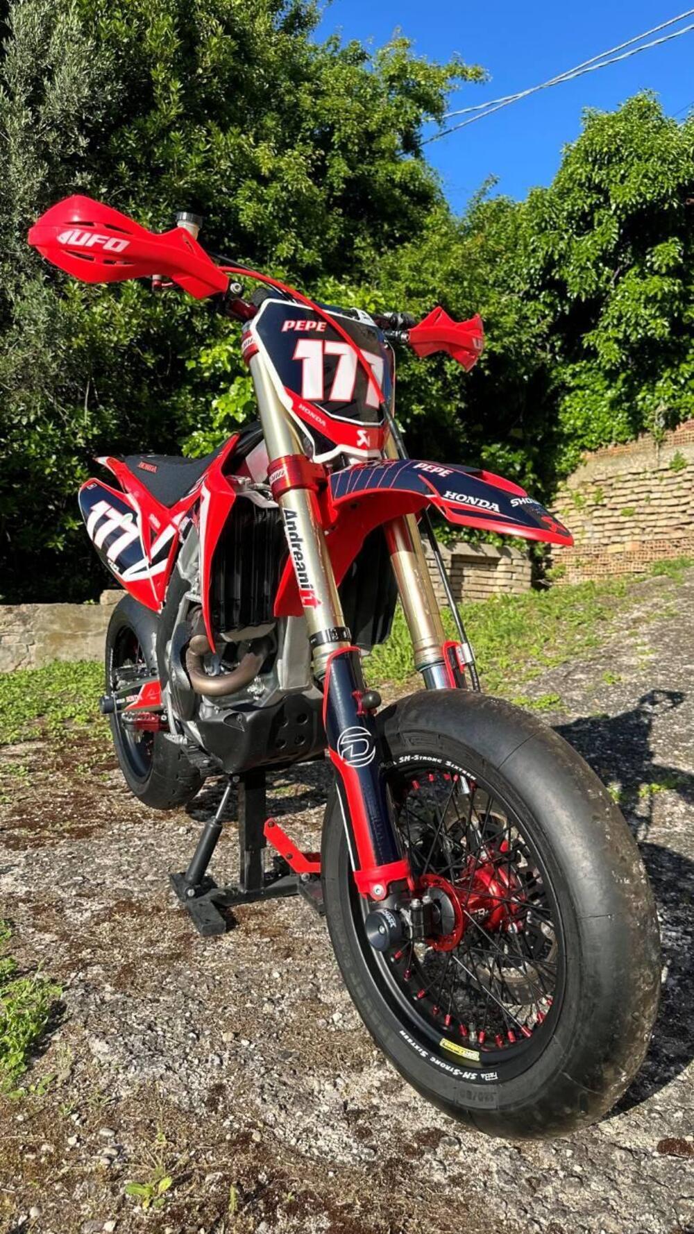 Honda CRF 450R (2017) (2)