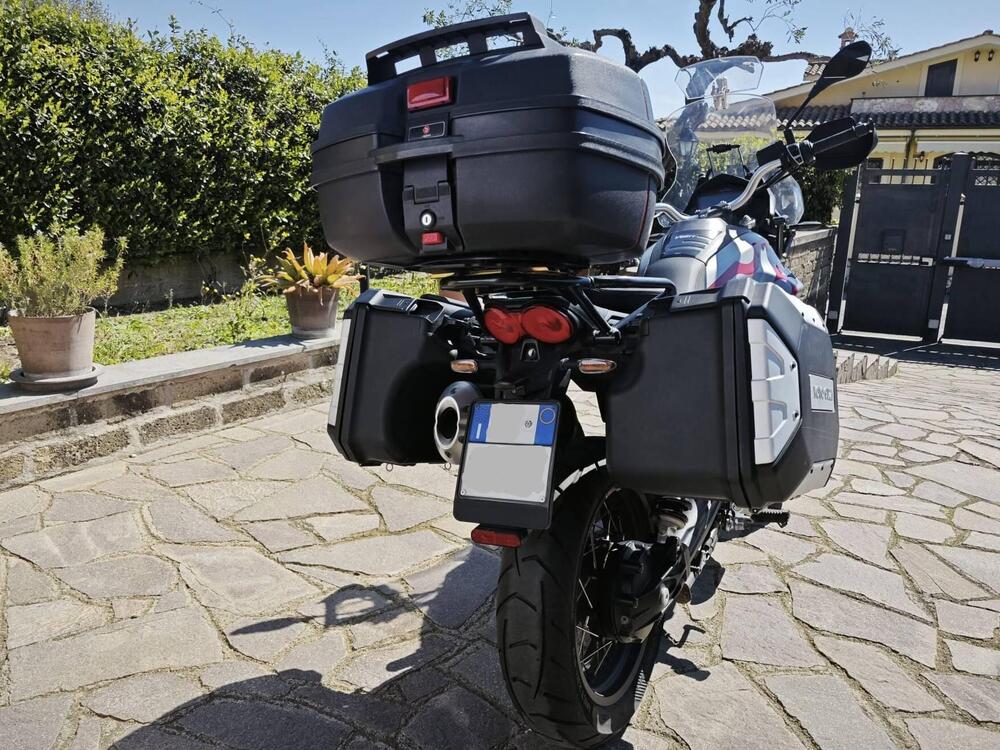Moto Guzzi V85 TT Travel (2020) (7)