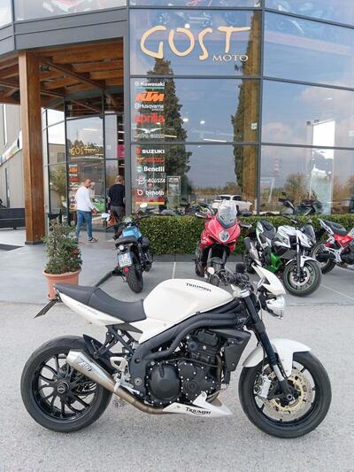 Triumph Speed Triple 1050 (2011 - 13) usata