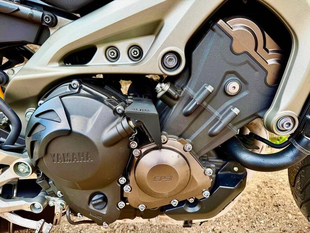 Yamaha MT-09 (2013 - 15) (10)