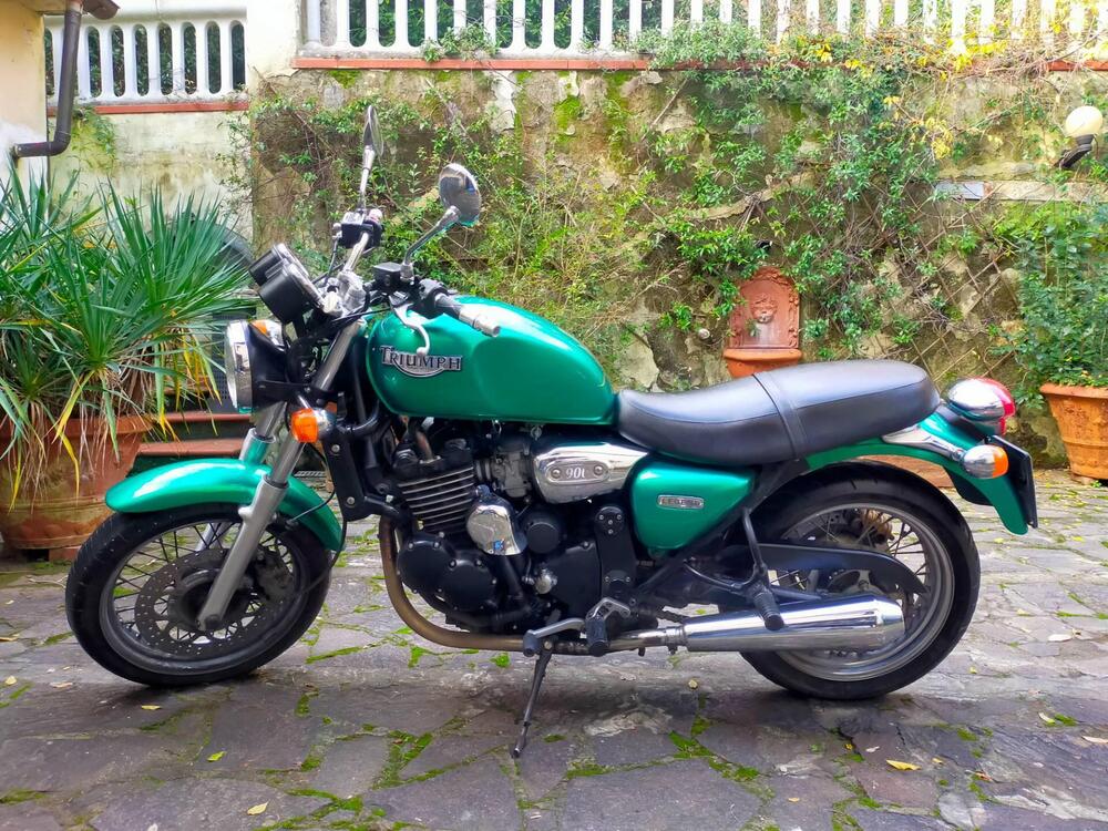Triumph Legend TT 900 (1998 - 02)