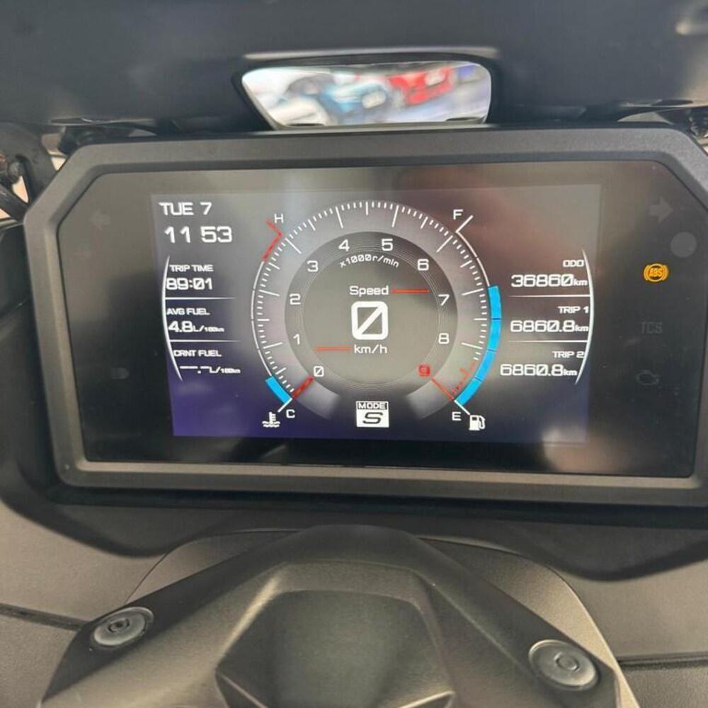Yamaha T-Max 560 (2022 - 24) (5)