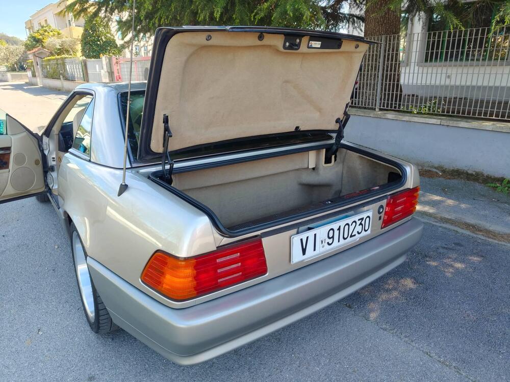 Mercedes-Benz SL 500 d'epoca a Firenze (5)
