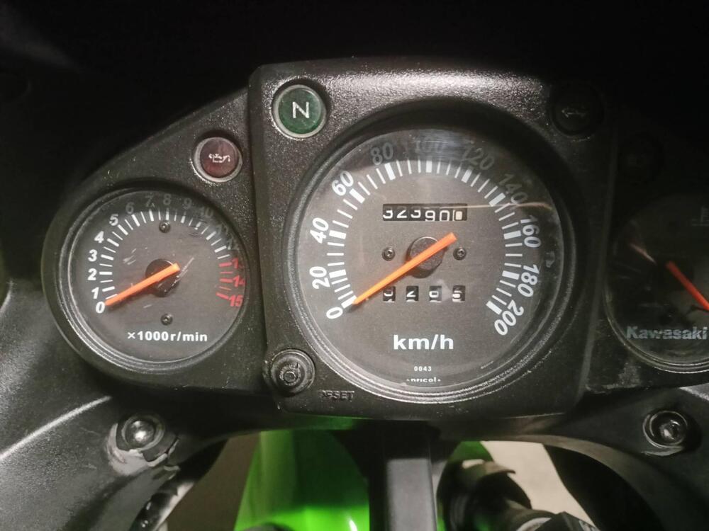 Kawasaki Ninja 250 R (2007 - 13) (11)