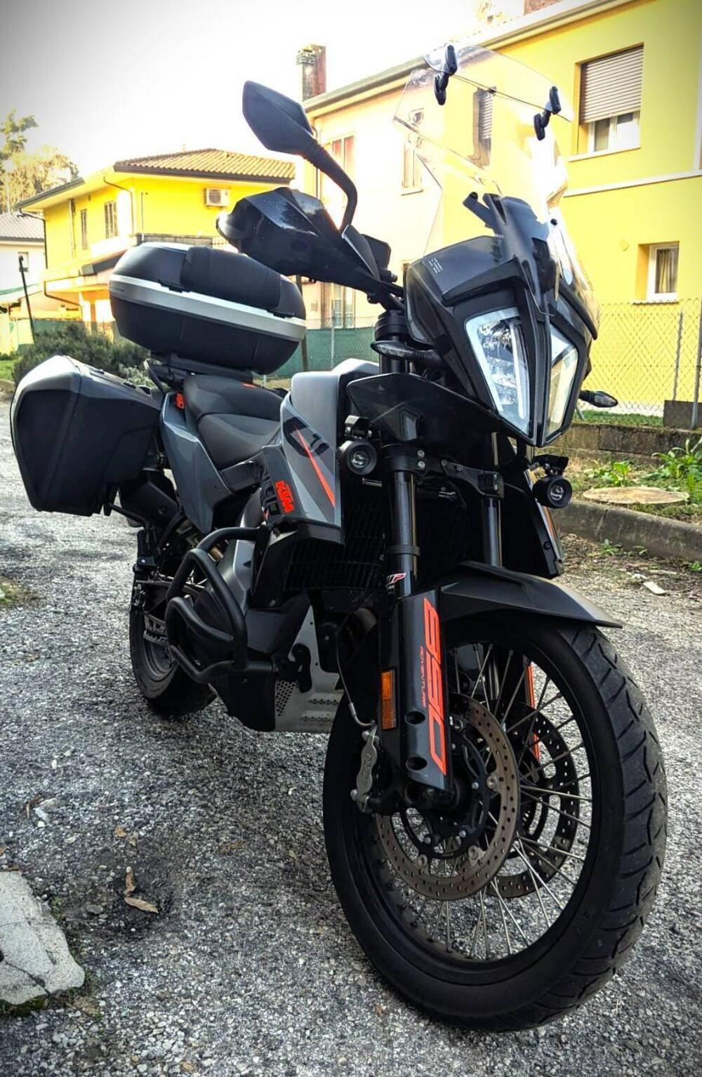 KTM 890 Adventure L (2021) (2)