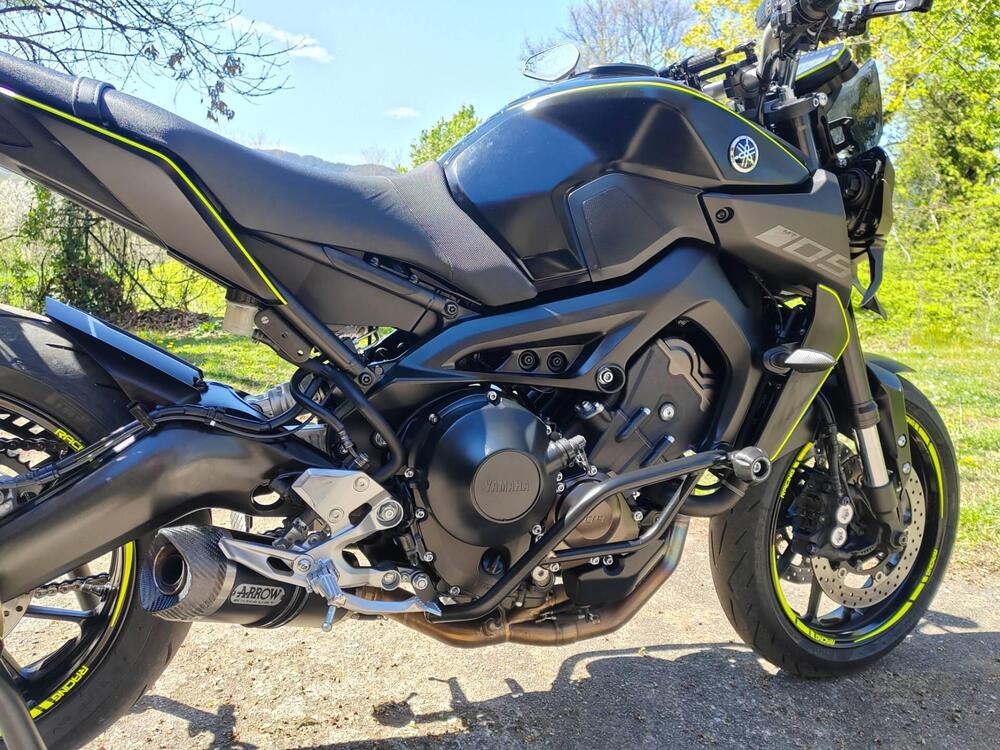 Yamaha MT-09 (2017 - 20) (10)