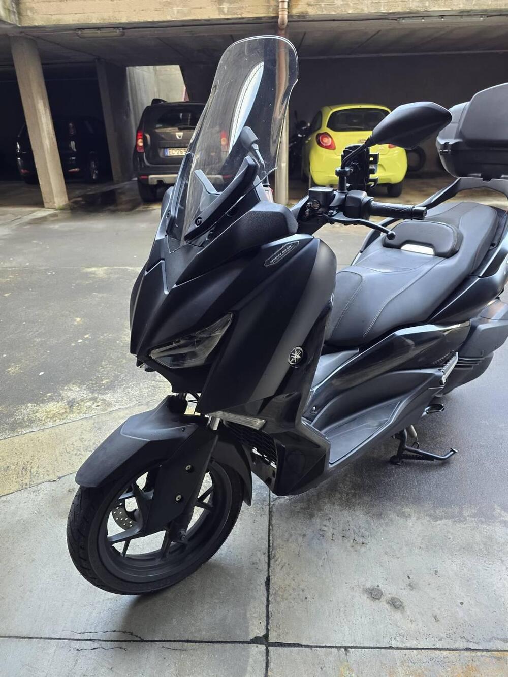 Yamaha X-Max 300 Iron Max (2019 - 20)