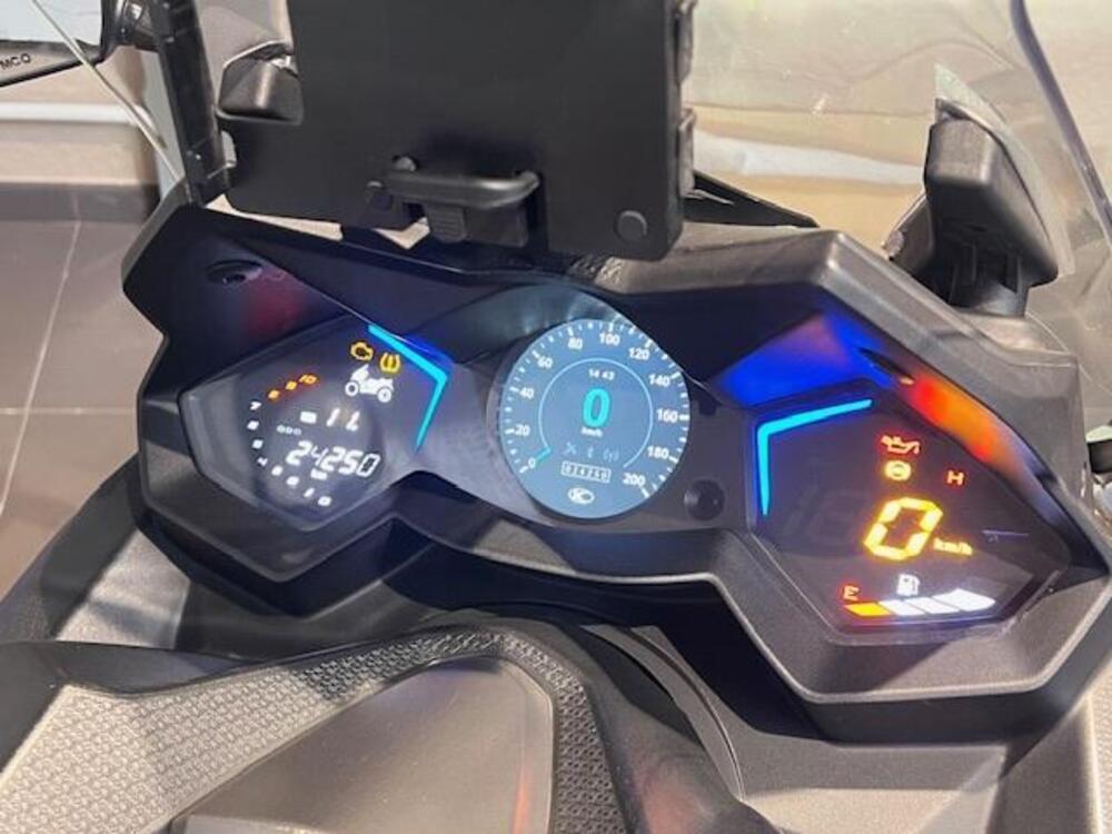 Kymco AK 550 (2017 - 19) (3)