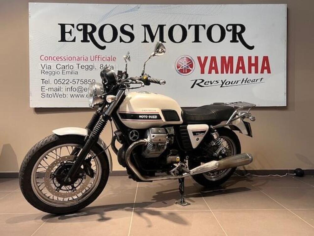 Moto Guzzi V7 Classic (2008 - 12) (2)