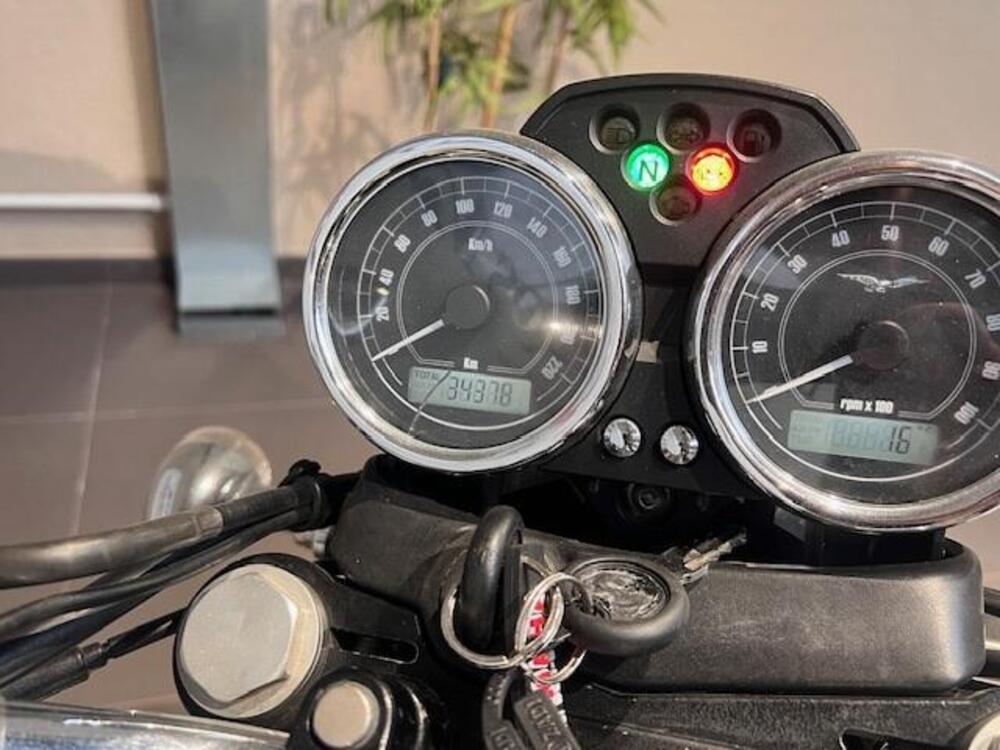 Moto Guzzi V7 Classic (2008 - 12) (3)