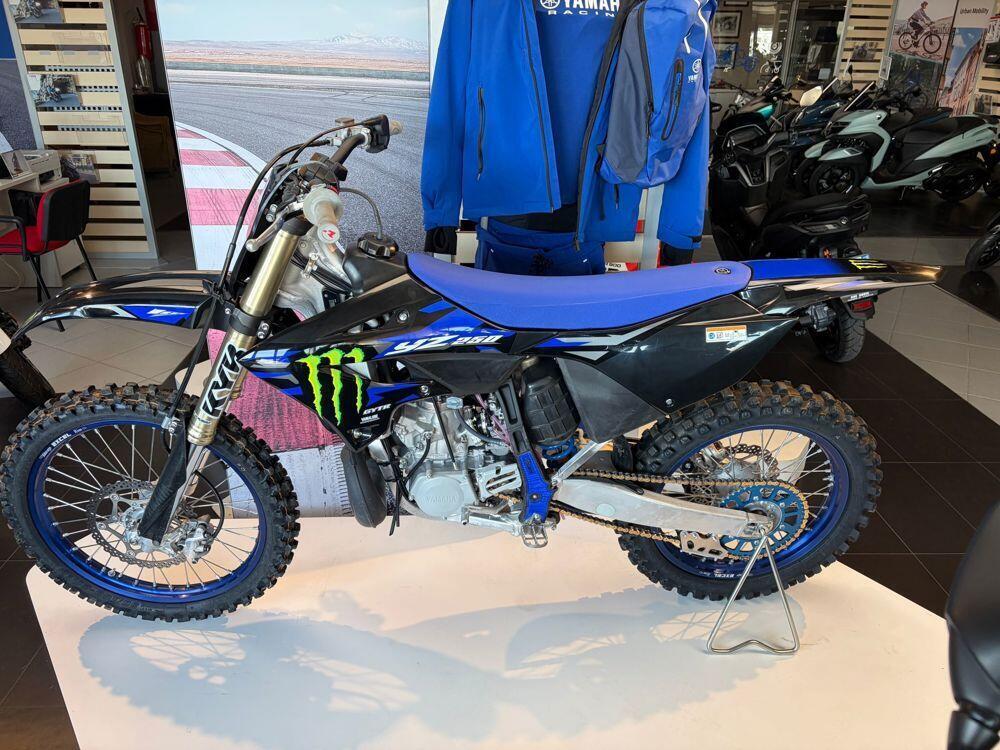 Yamaha YZ 250 (2024)